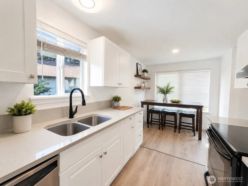 Property photo for 1852 Central Place S #e46, Kent photo 7