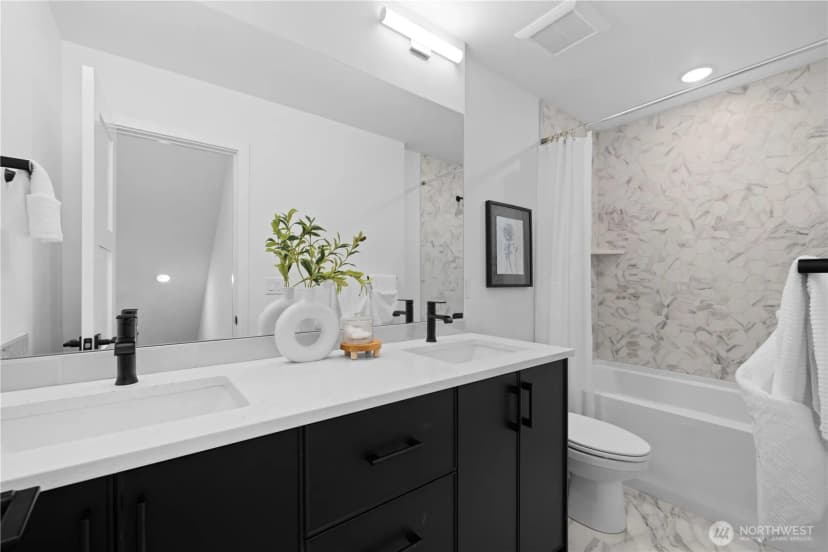 Property photo for 6538 A Latona Avenue Ne, Seattle photo 22