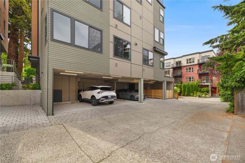 Property photo for 6538 A Latona Avenue Ne, Seattle photo 30
