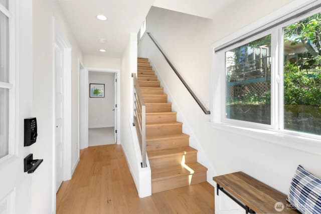 Property photo for 1338 California Ave Sw, Seattle photo 4