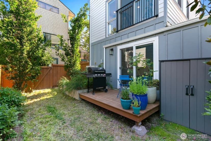 Property photo for 1338 California Ave Sw, Seattle photo 22