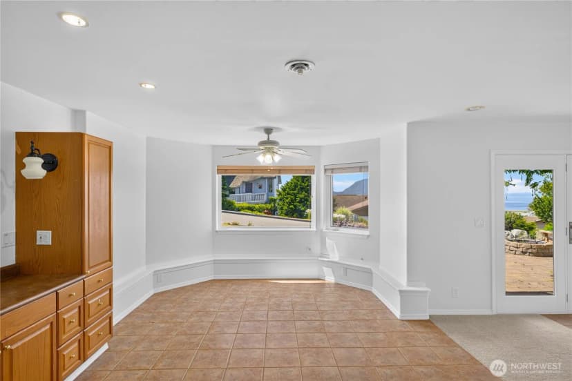Property photo for 4807 Glasgow Way, Anacortes photo 27
