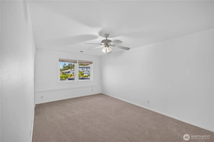 Property photo for 4807 Glasgow Way, Anacortes photo 30