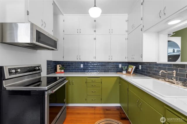 Property photo for 612 S Third Street, La Conner photo 2
