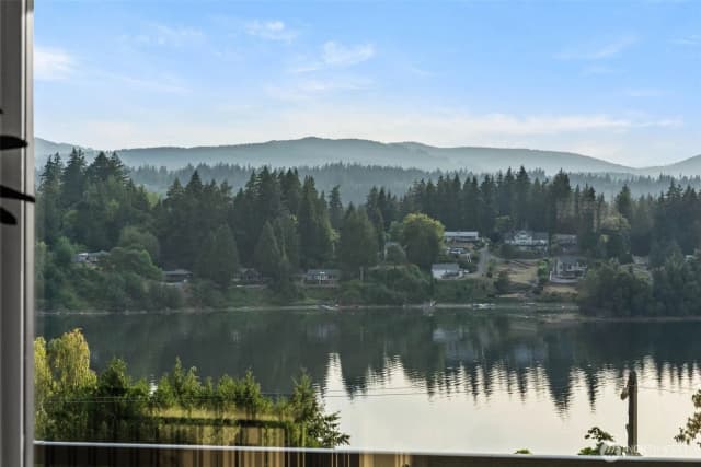 Property photo for 2511 Baymont Place, Bremerton photo 5