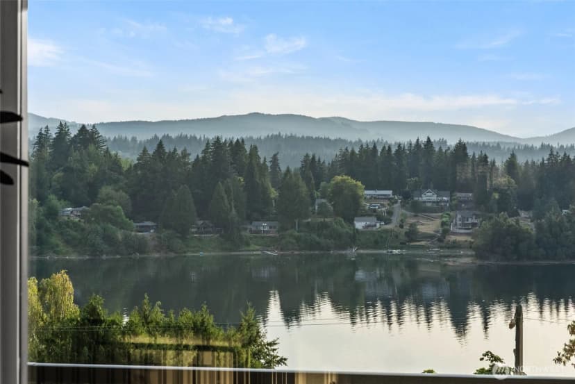 Property photo for 2511 Baymont Place, Bremerton photo 5