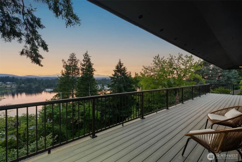 Property photo for 2511 Baymont Place, Bremerton