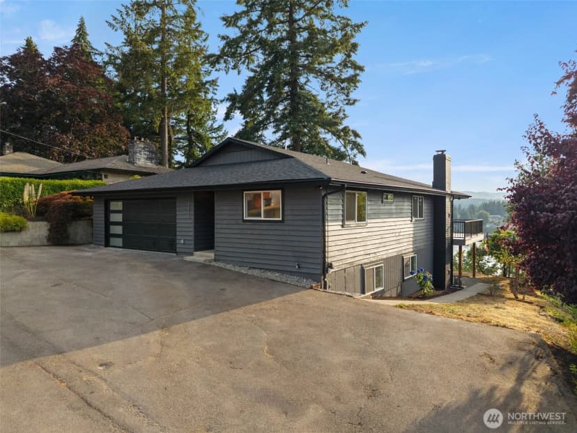 Property photo for 2511 Baymont Place, Bremerton photo 4