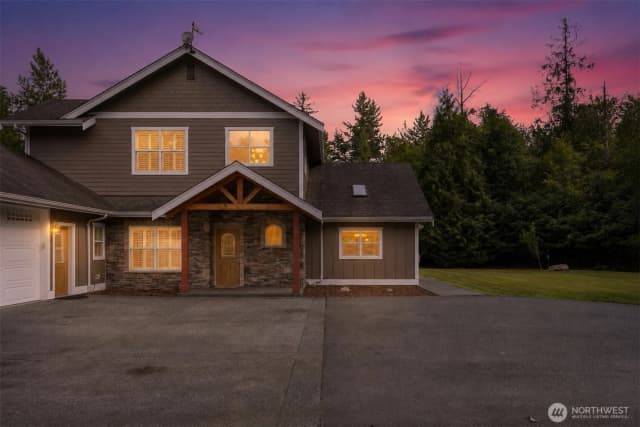 Property photo for 9580 Freedom Place, Blaine photo 2