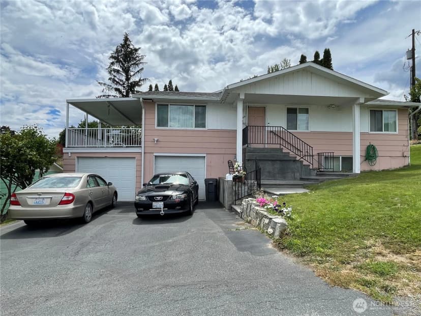 Property photo for 914 17th Avenue, Oroville