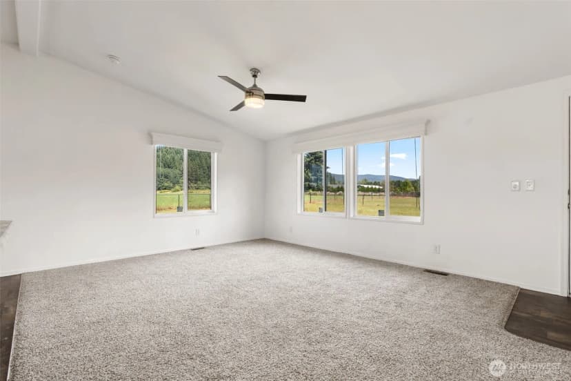Property photo for 208 Mossyrock Road W, Mossyrock photo 9
