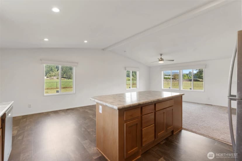 Property photo for 208 Mossyrock Road W, Mossyrock photo 16