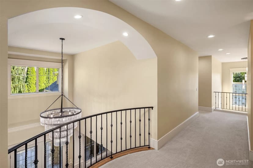 Property photo for 805 92nd Avenue Ne, Bellevue photo 26