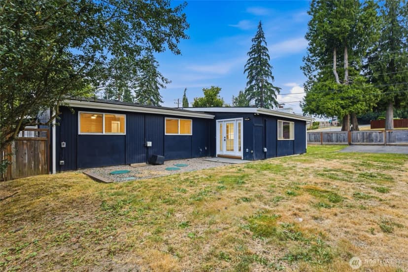 Property photo for 101 161st Street Se, Bothell photo 25