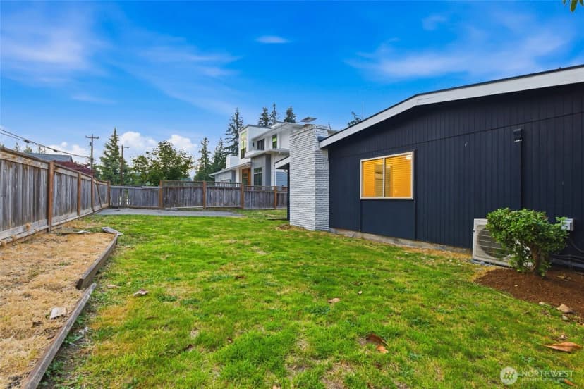 Property photo for 101 161st Street Se, Bothell photo 27