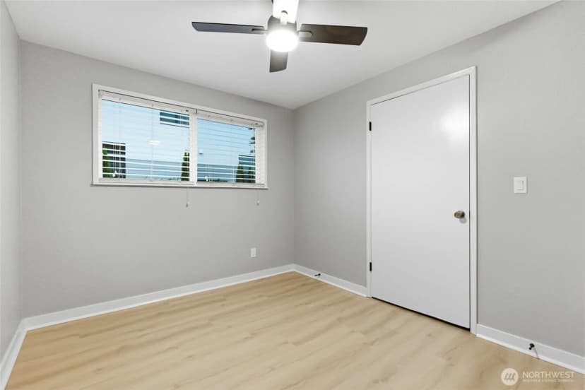 Property photo for 101 161st Street Se, Bothell photo 19
