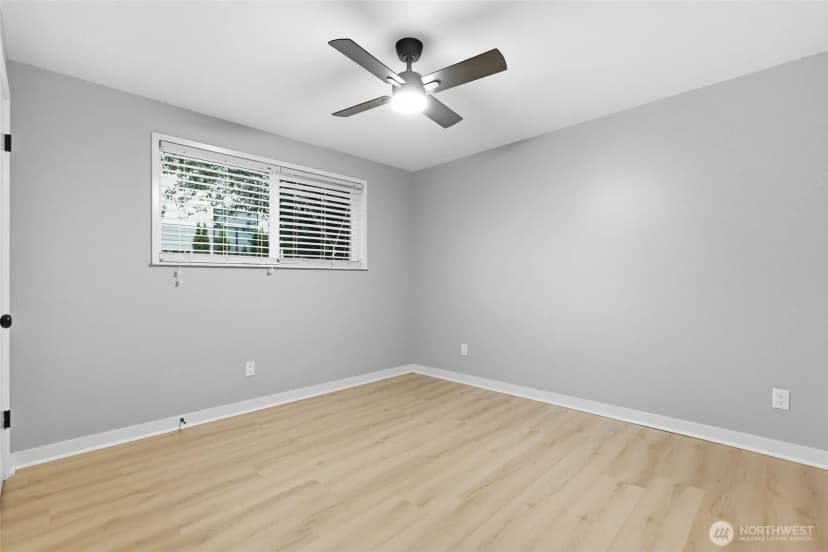 Property photo for 101 161st Street Se, Bothell photo 20