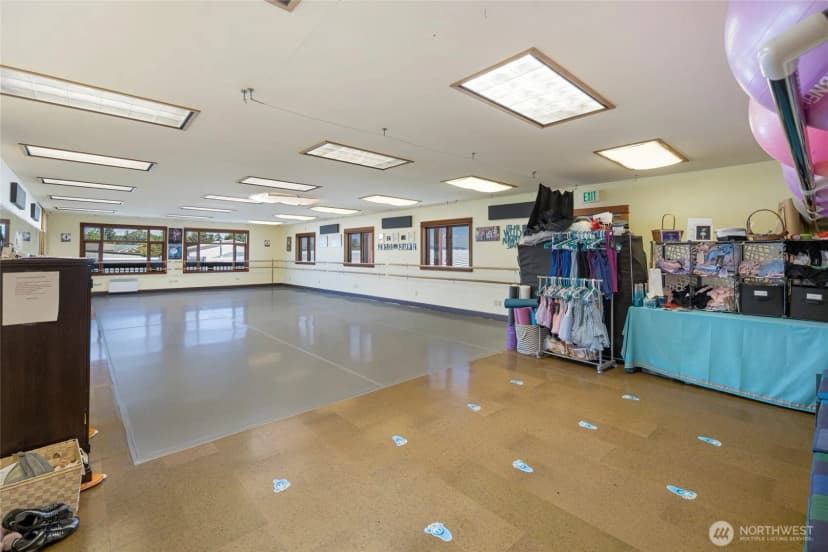 Property photo for 687 Airport Center Road, Friday Harbor photo 33