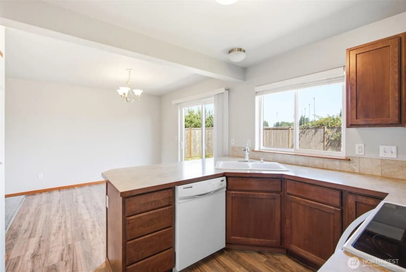 Property photo for 512 Stadium Court, Napavine photo 10