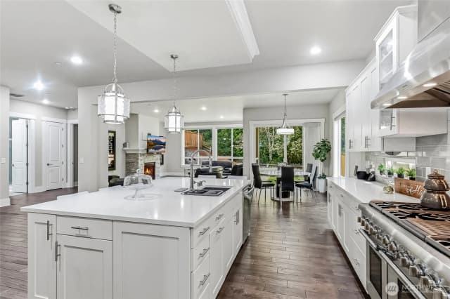 Property photo for 13628 Ne 133rd Place, Kirkland photo 5
