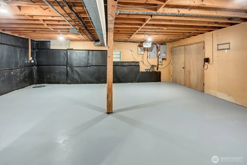 Property photo for 8900 Ne 16th Street, Clyde Hill photo 30