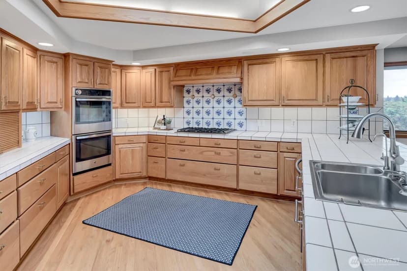 Property photo for 8900 Ne 16th Street, Clyde Hill photo 16