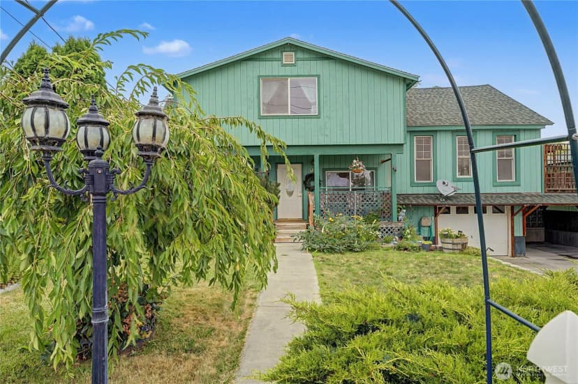 Property photo for 122 Se 3rd Avenue, Soap Lake photo 3