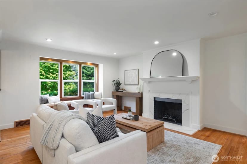 Property photo for 9602 26th Avenue Nw, Seattle photo 6