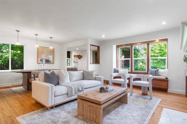 Property photo for 9602 26th Avenue Nw, Seattle photo 5