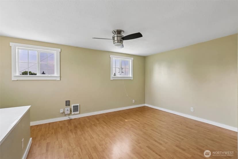 Property photo for 807 Columbia Street, Kelso photo 30