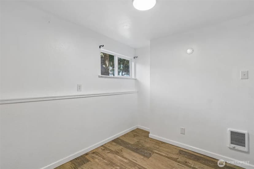 Property photo for 807 Columbia Street, Kelso photo 28
