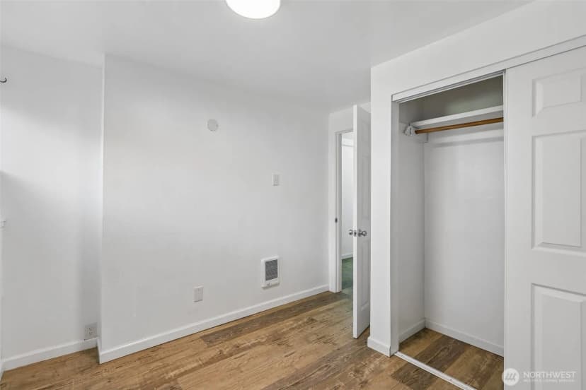 Property photo for 807 Columbia Street, Kelso photo 27