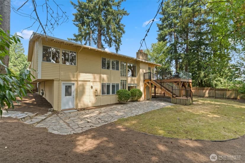 Property photo for 16639 Se 26th Place, Bellevue photo 8