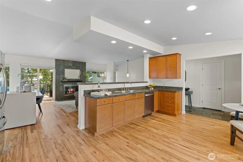 Property photo for 16639 Se 26th Place, Bellevue photo 14