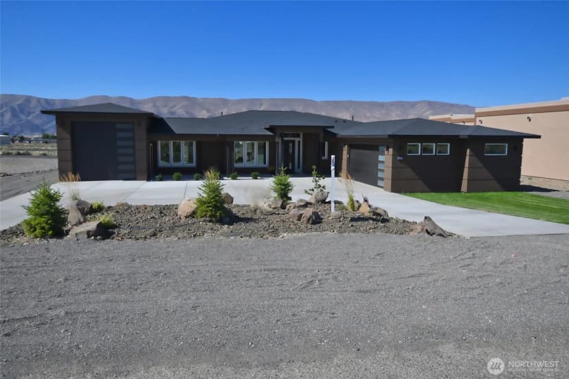 Property photo for 109 Wren Loop Sw, Mattawa