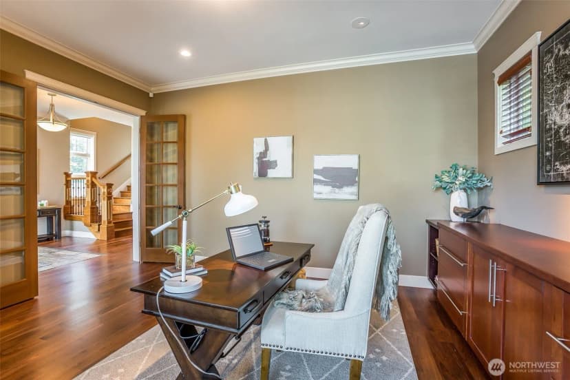 Property photo for 317 1st Street, Kirkland photo 6