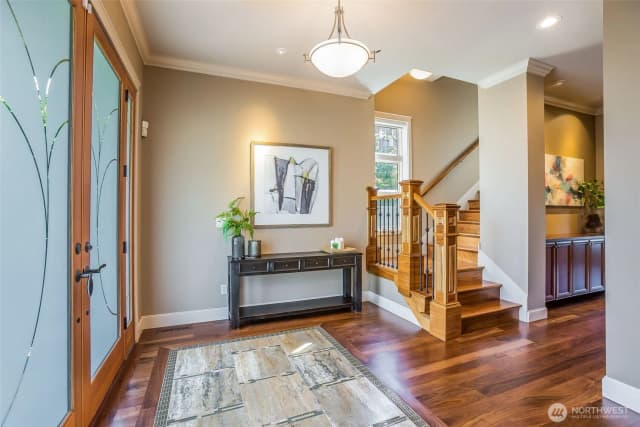 Property photo for 317 1st Street, Kirkland photo 4