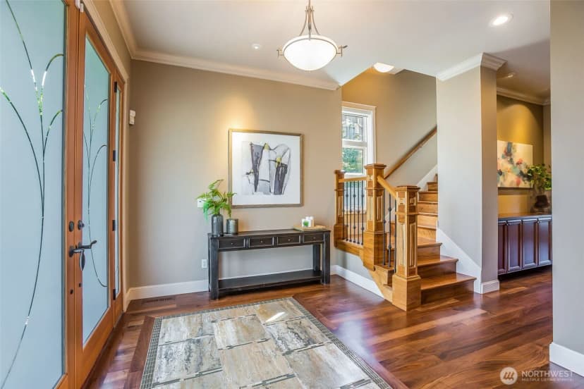 Property photo for 317 1st Street, Kirkland photo 4