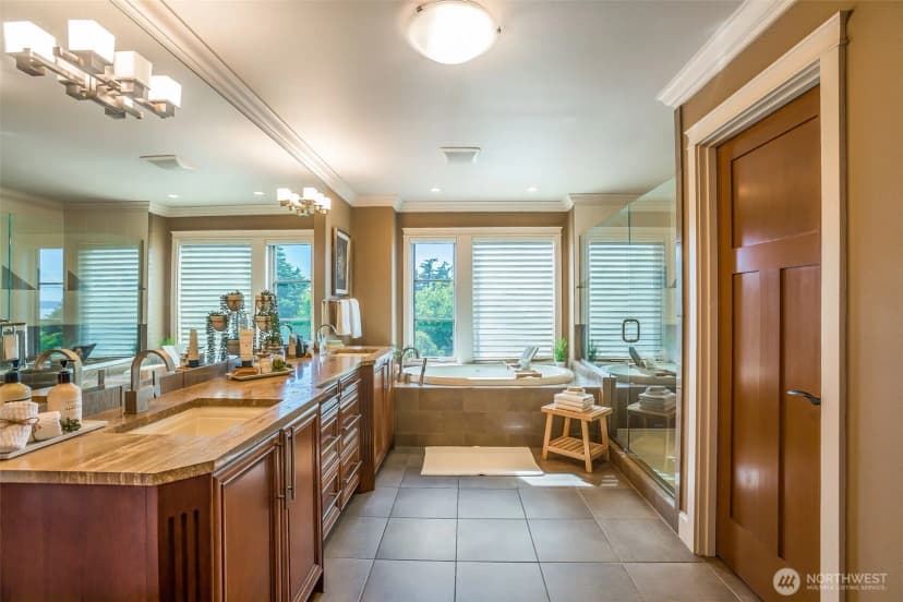 Property photo for 317 1st Street, Kirkland photo 23