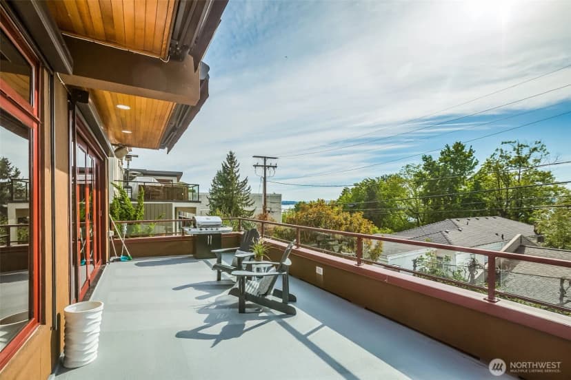 Property photo for 317 1st Street, Kirkland photo 20