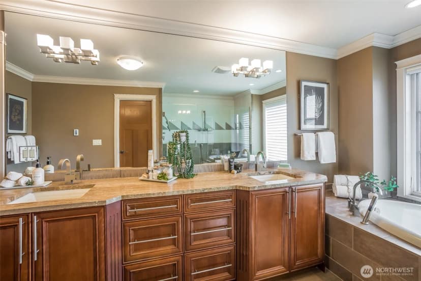 Property photo for 317 1st Street, Kirkland photo 24