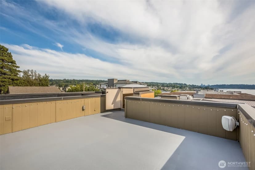 Property photo for 317 1st Street, Kirkland photo 38