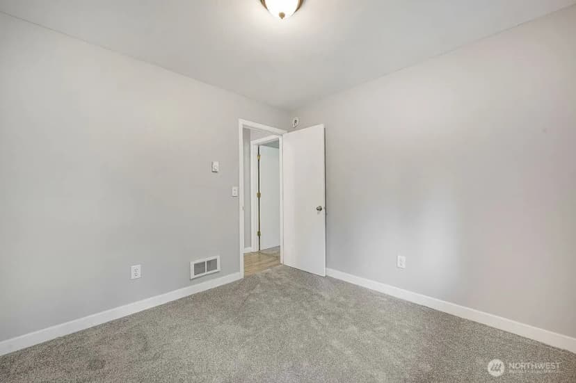 Property photo for 52 Penny Lane, Port Townsend photo 28
