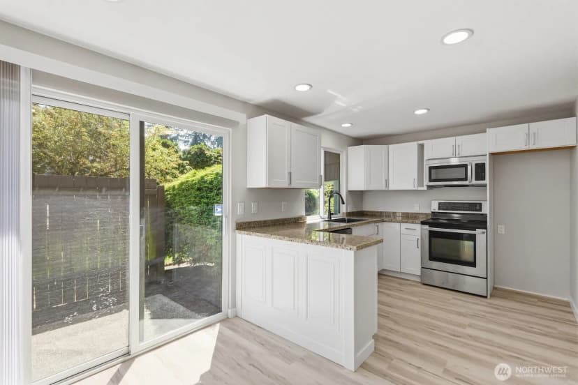 Property photo for 5311 188th Street Sw #c-10, Lynnwood photo 14