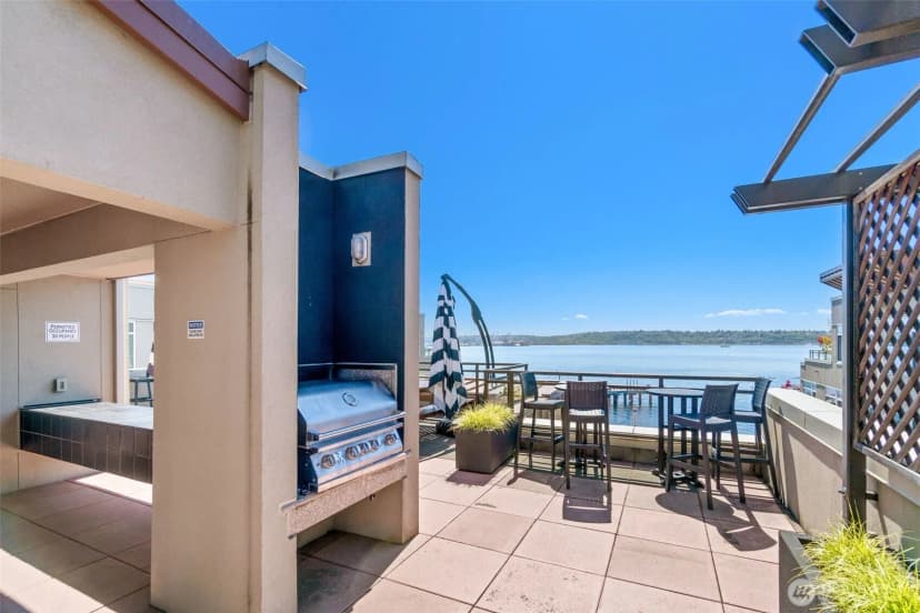 Property photo for 2000 Alaskan Way #543, Seattle photo 30