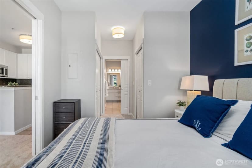 Property photo for 2000 Alaskan Way #543, Seattle photo 20