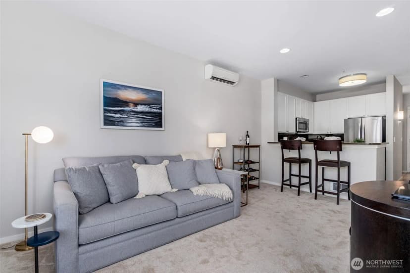 Property photo for 2000 Alaskan Way #543, Seattle photo 16