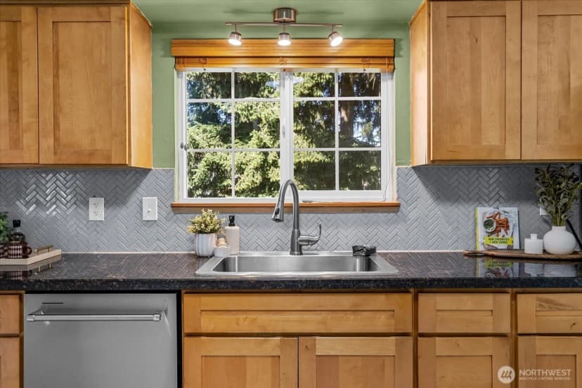 Property photo for 21639 104th Place Se, Kent photo 11