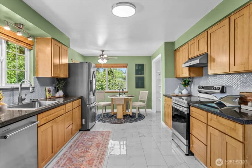 Property photo for 21639 104th Place Se, Kent photo 8