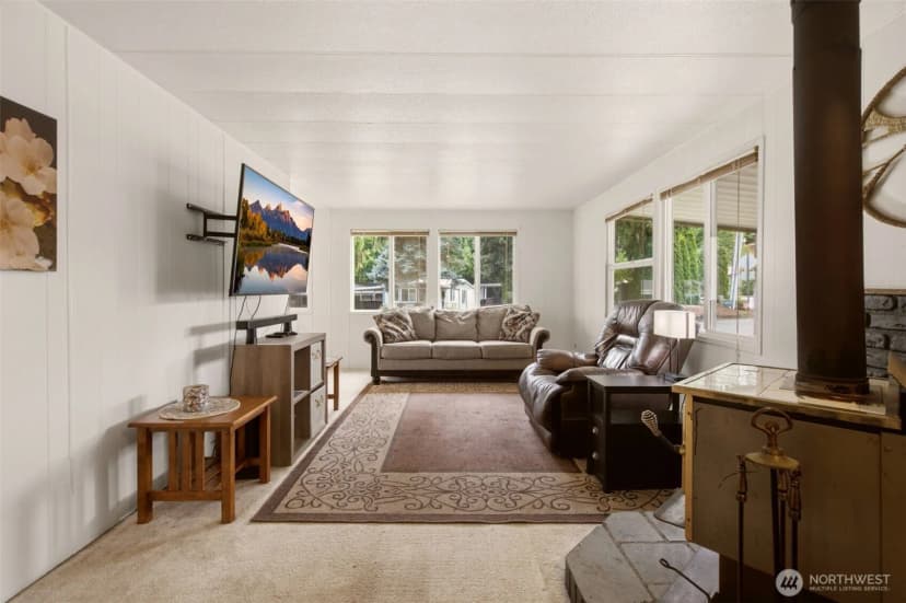 Property photo for 7301 Ne 175th Street #101, Kenmore photo 8